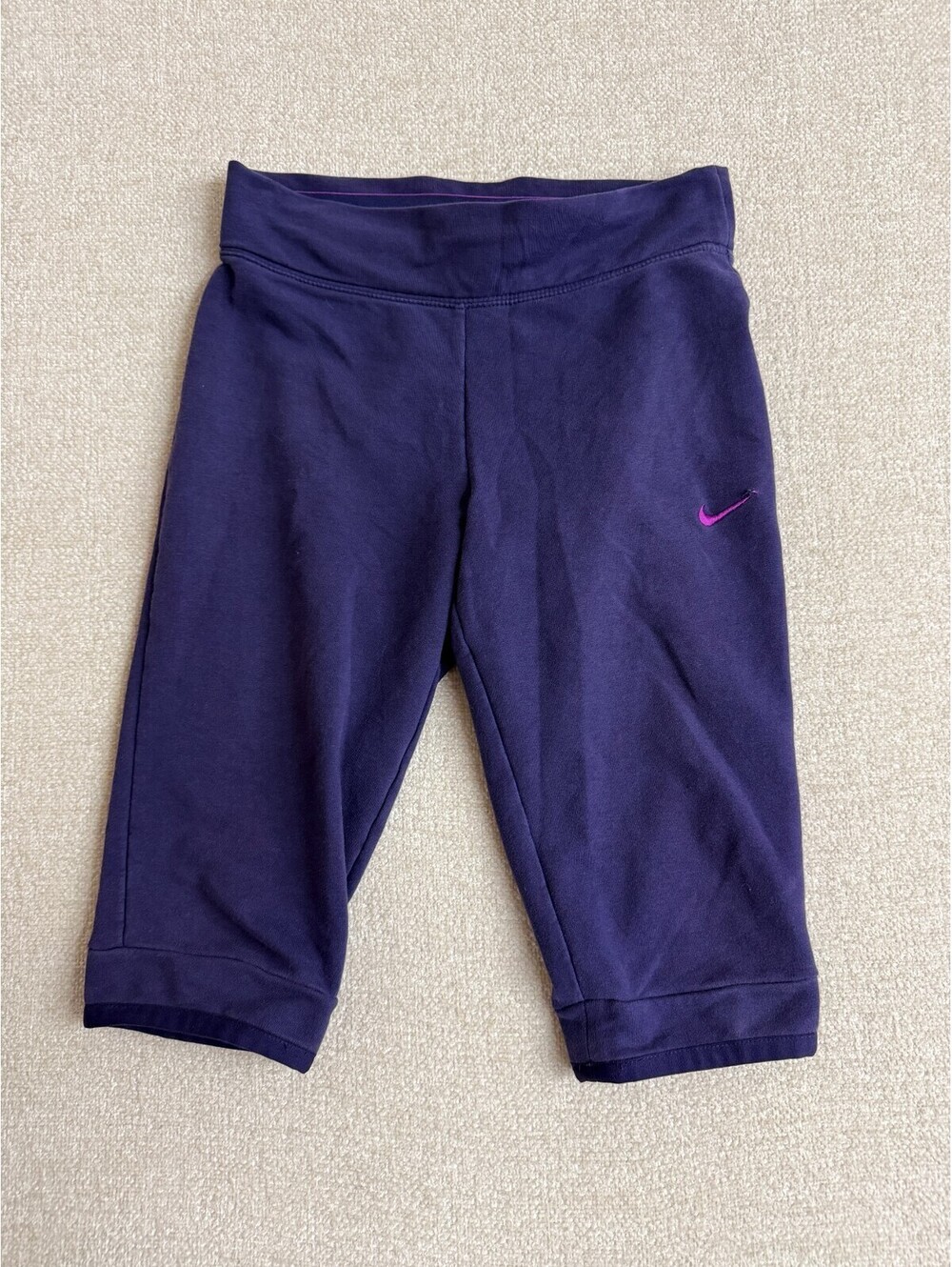 Nike Dri-FIT Purple Capris Womens Size Small S Athletic Workout Pants Leggings